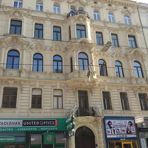 Hoheschule Levade Apartment Wien